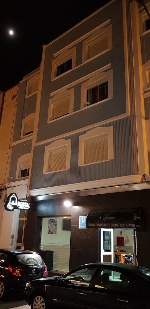 Hostal La Campana