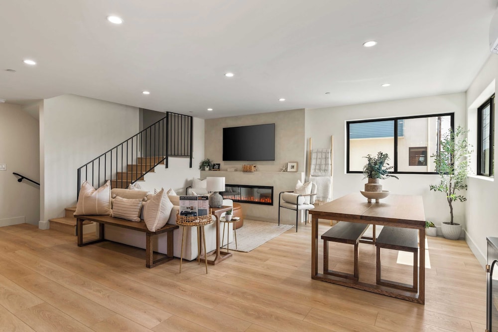 Point View Retreat by Avantstay Modern Coastal Retreat Near Sunset Cliffs & Ocean Beach