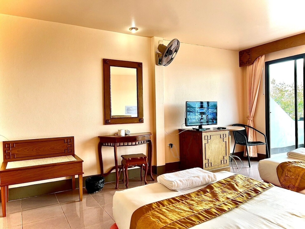 Maesalong Villa