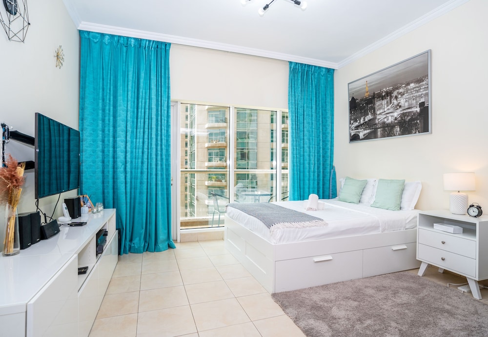 Tanin - Spacious Studio Close to Burj Khalifa & Dubai Mall