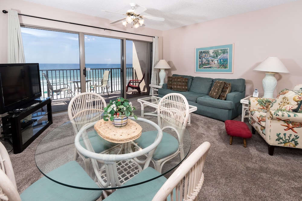 Emerald Twrs West 3004 by Brooks and Shorey Resorts