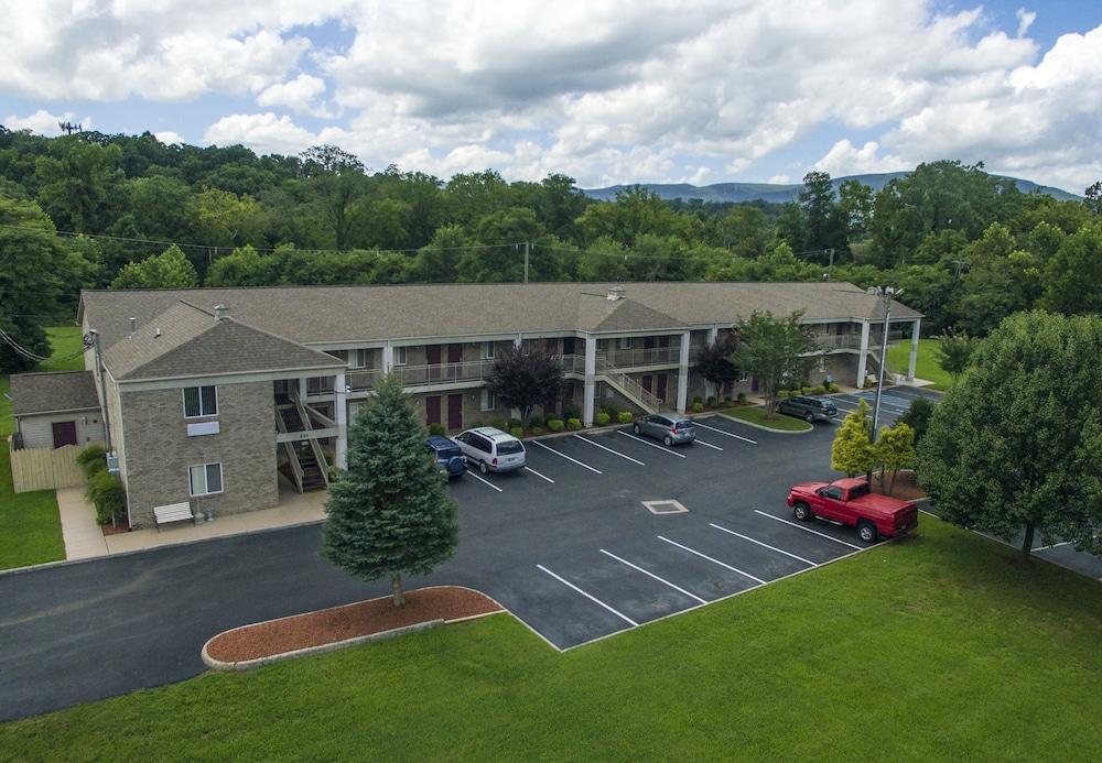 Affordable Corporate Suites of Salem