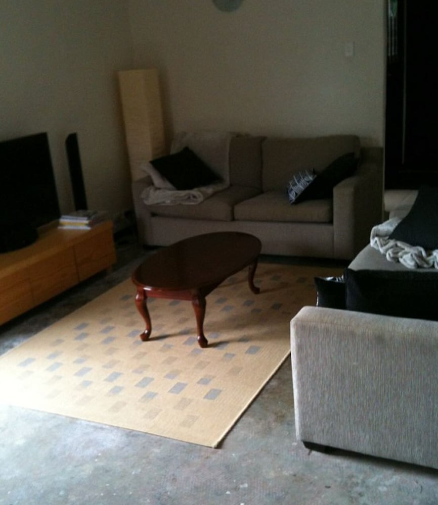 baconfield hostel view 4
