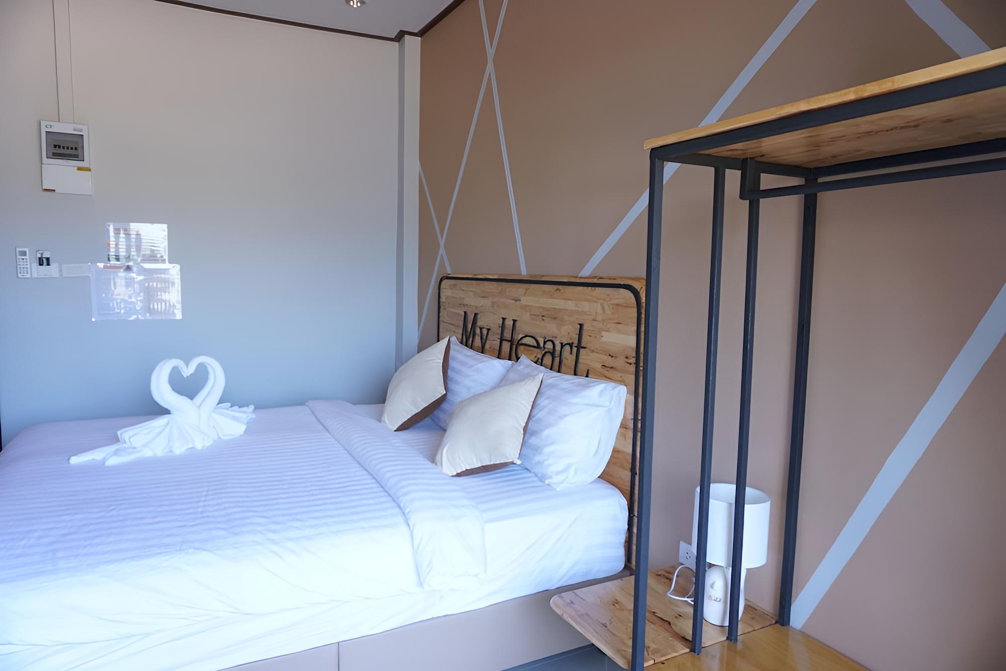 SJK Boutique Hotel