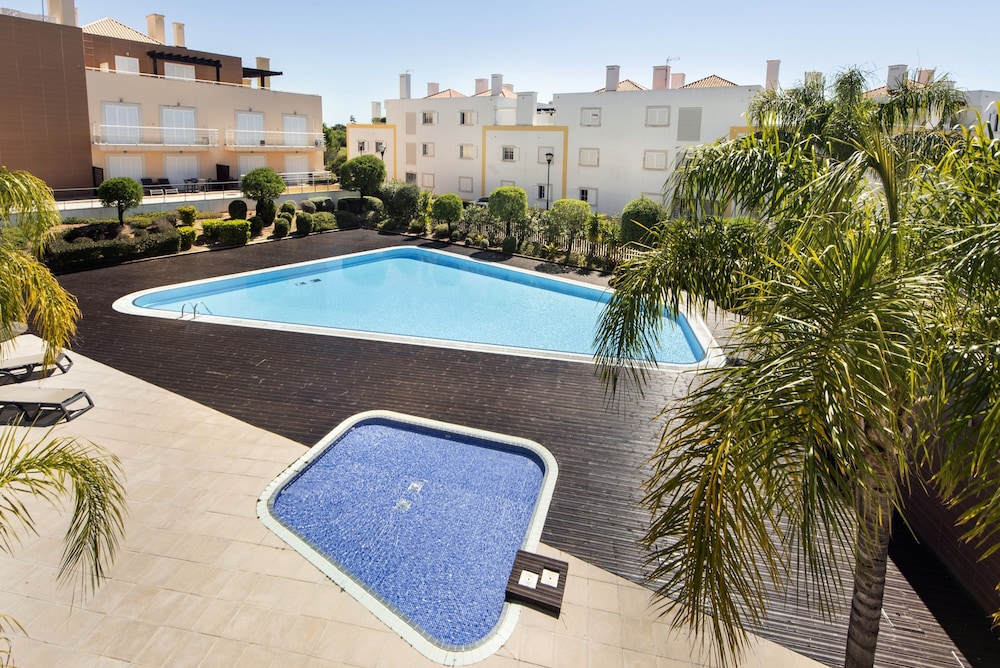 CG 12D - Cabanas Gardens