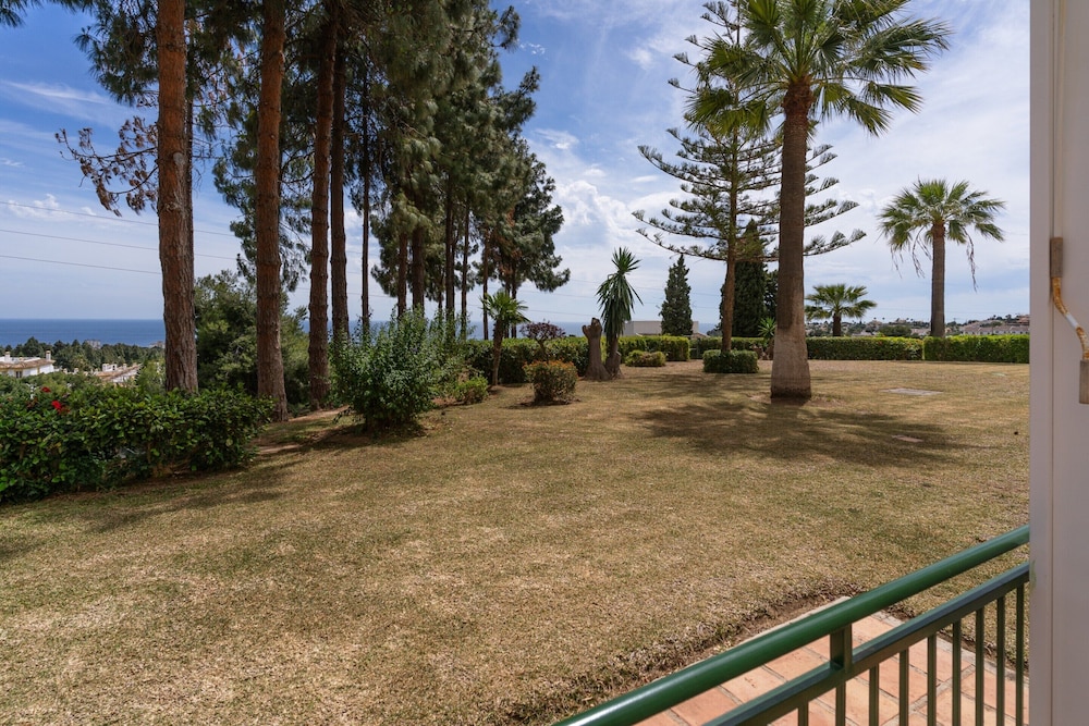 Apartment in Mijas Costa Near Beaches