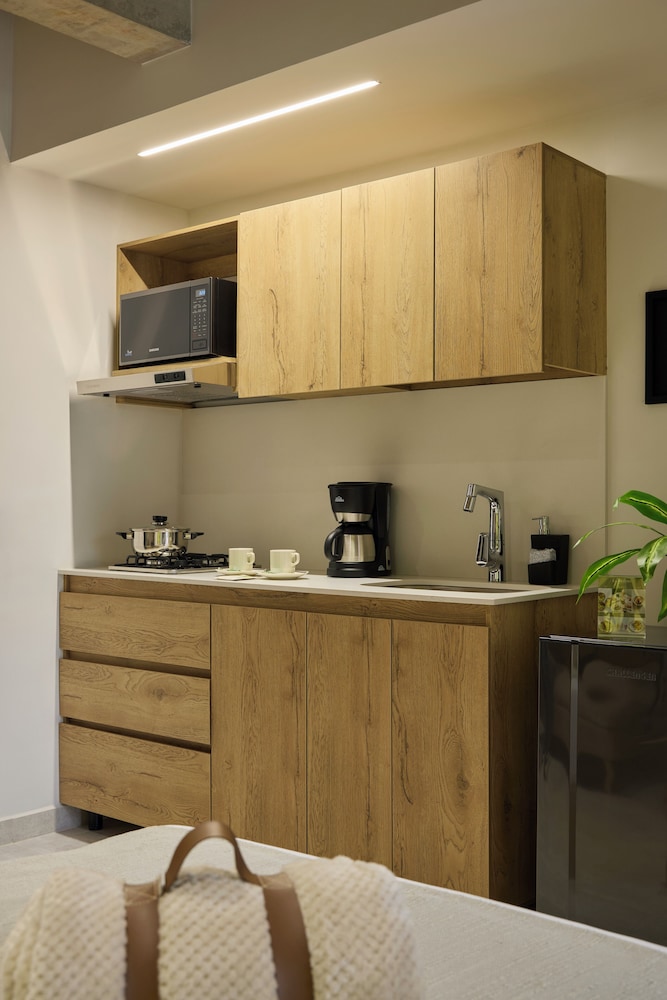 30 Living Suites
