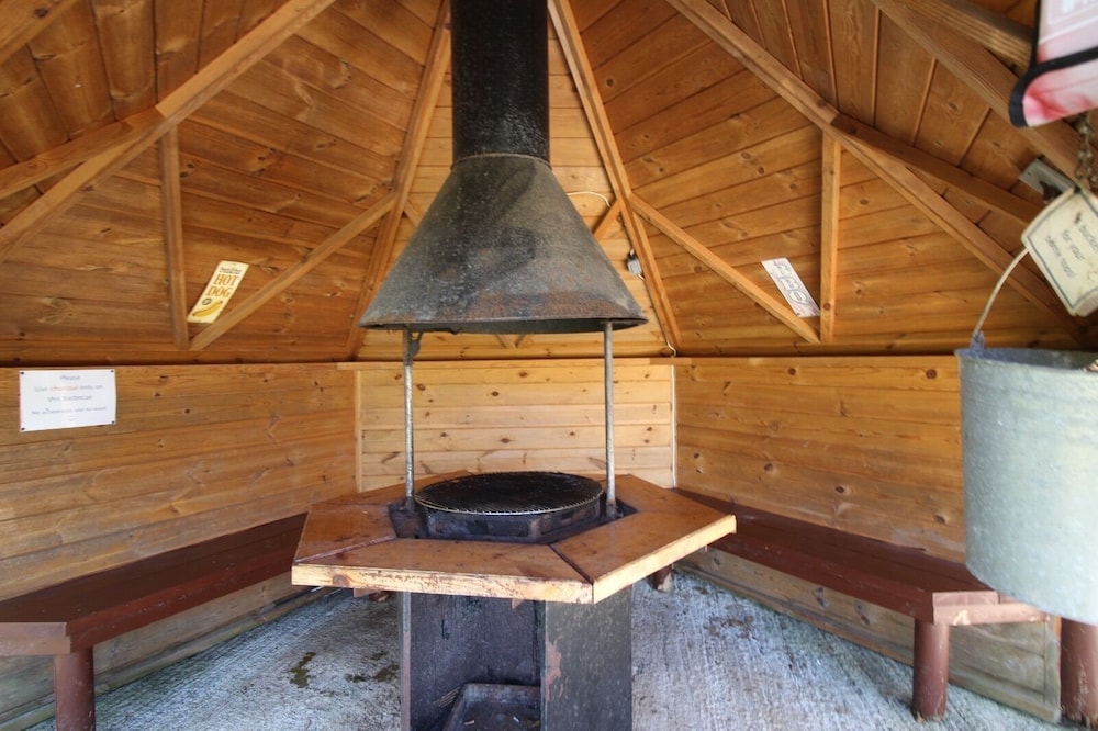Dragon's Den Glamping Retreat