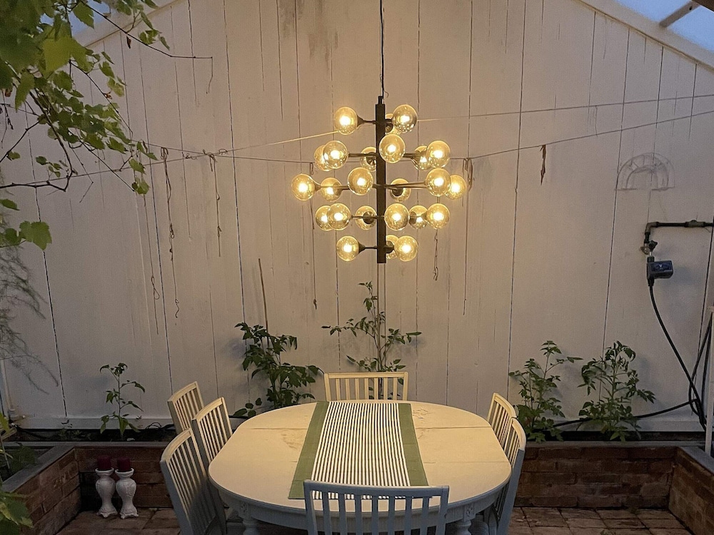 Cozy Summer Retreat in Graddo