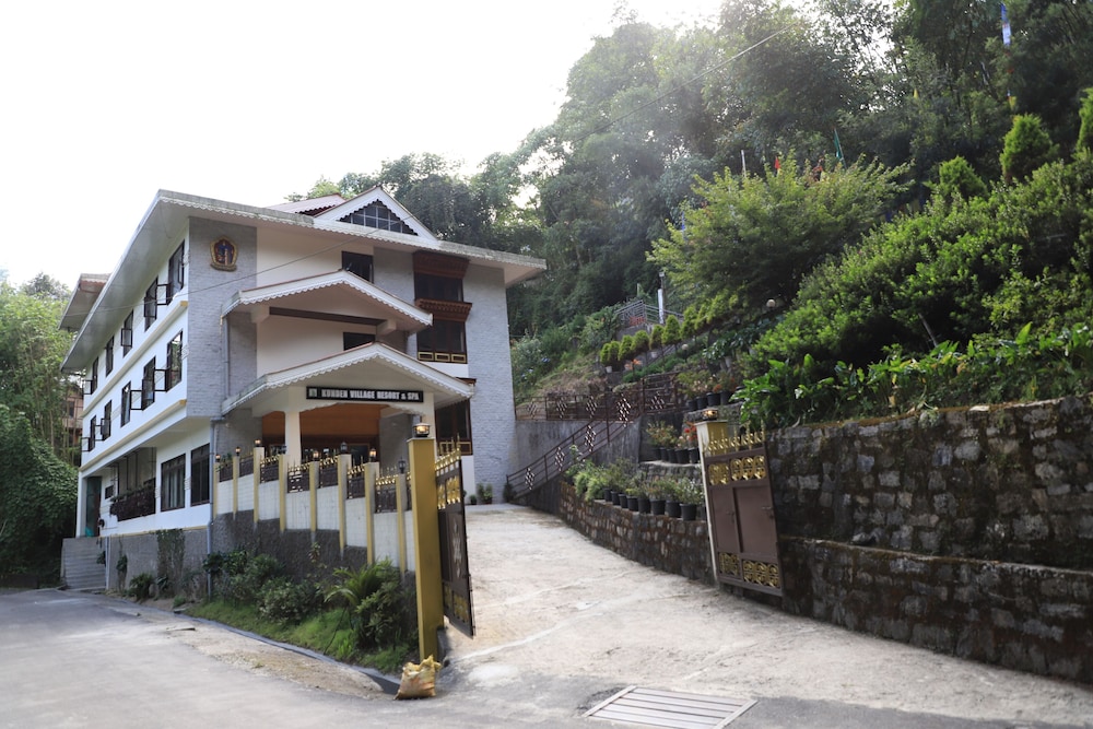 Kunden Fortune Resort Gangtok Near MG Marg