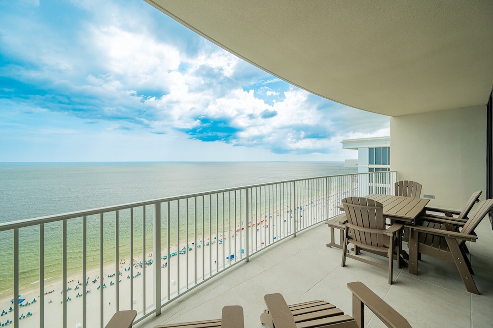 Phoenix Gulf Shores Ii 1902 3 Bedroom Condo