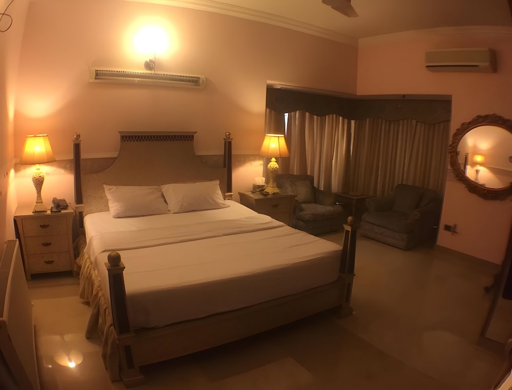 E Lodge Guest House view 4