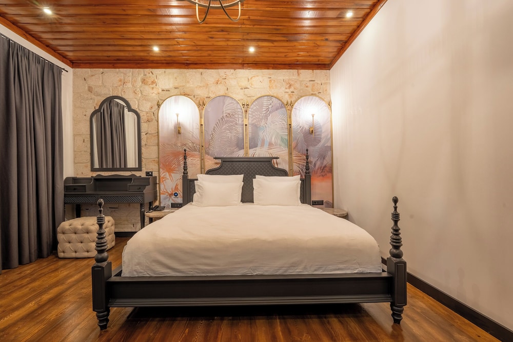 Belmondo Süitler - Image 29