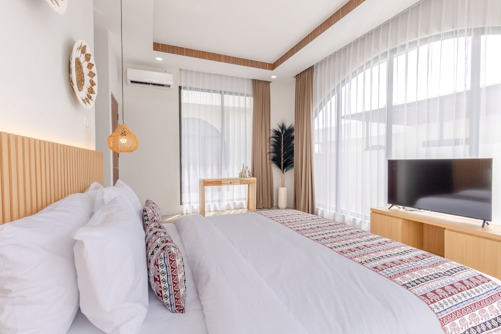 Stylish 3BR Villa La Greesa by OriVista