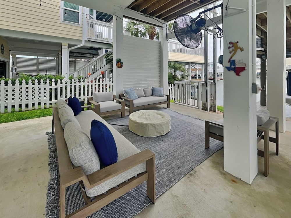 Down By the Bay by Ryson Vacation Rentals