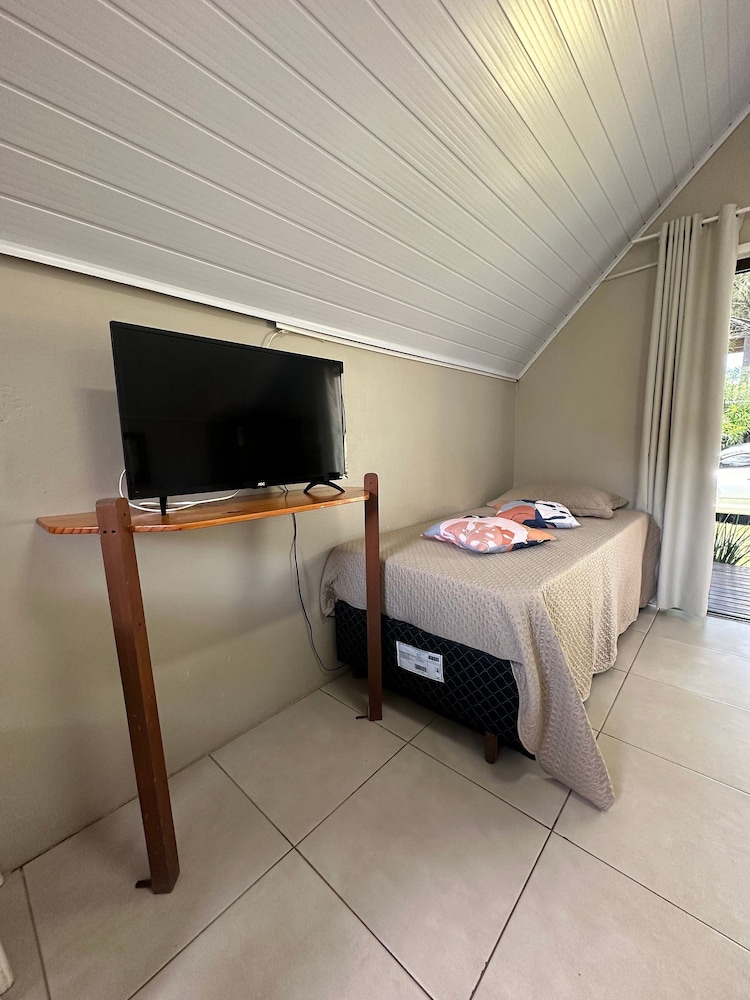 Pousada Cardoso Surf Camping - Laguna - SC