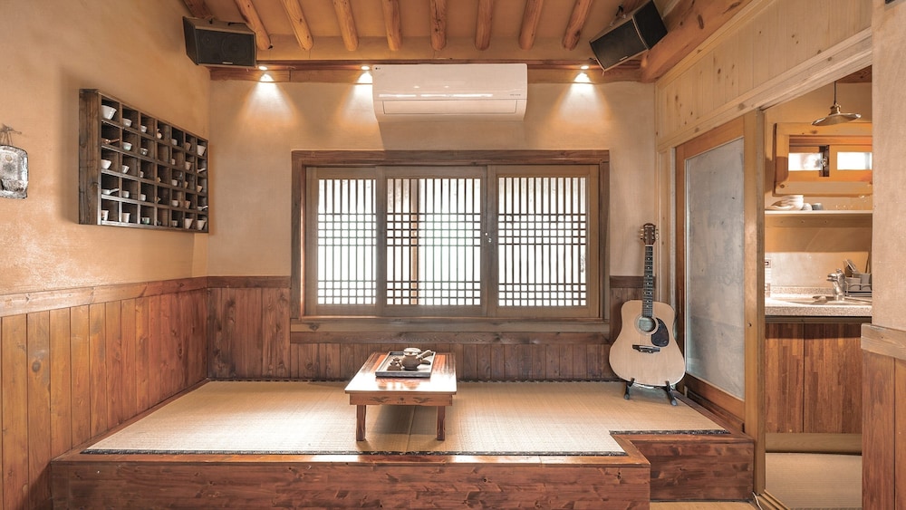Yangpyeong Agni Choshi Mae Hanok Stay