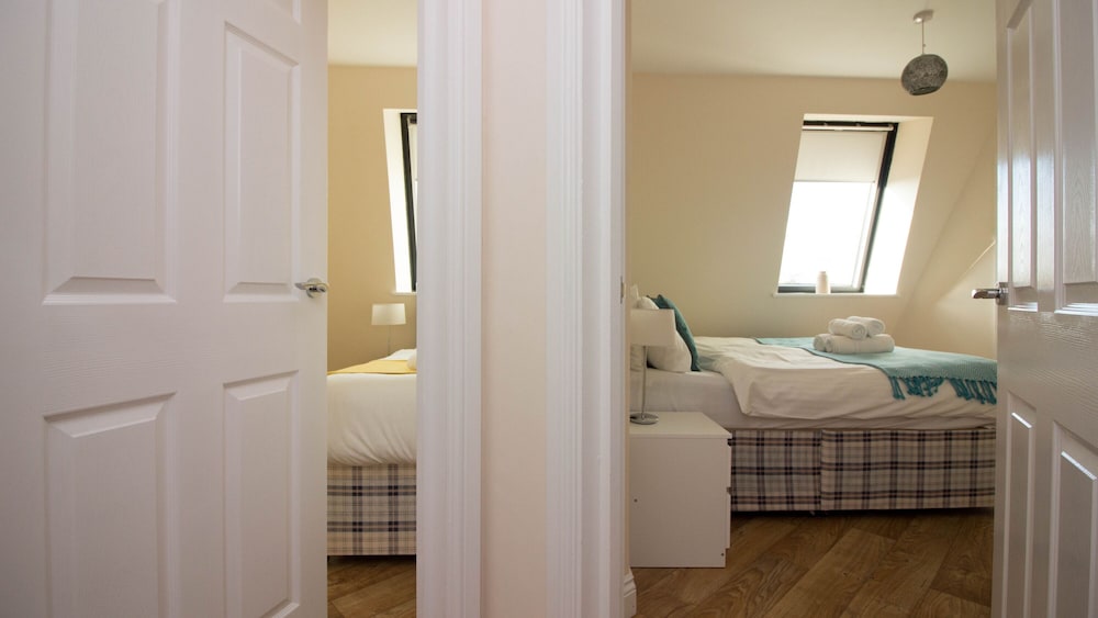 Stayzo Serviced Accommodation 16 Premier Lodge