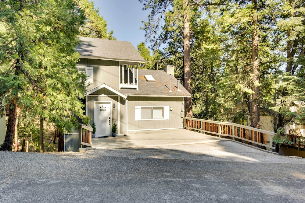 'peaceful Pines' Running Springs Home w/ 3 Decks view 4