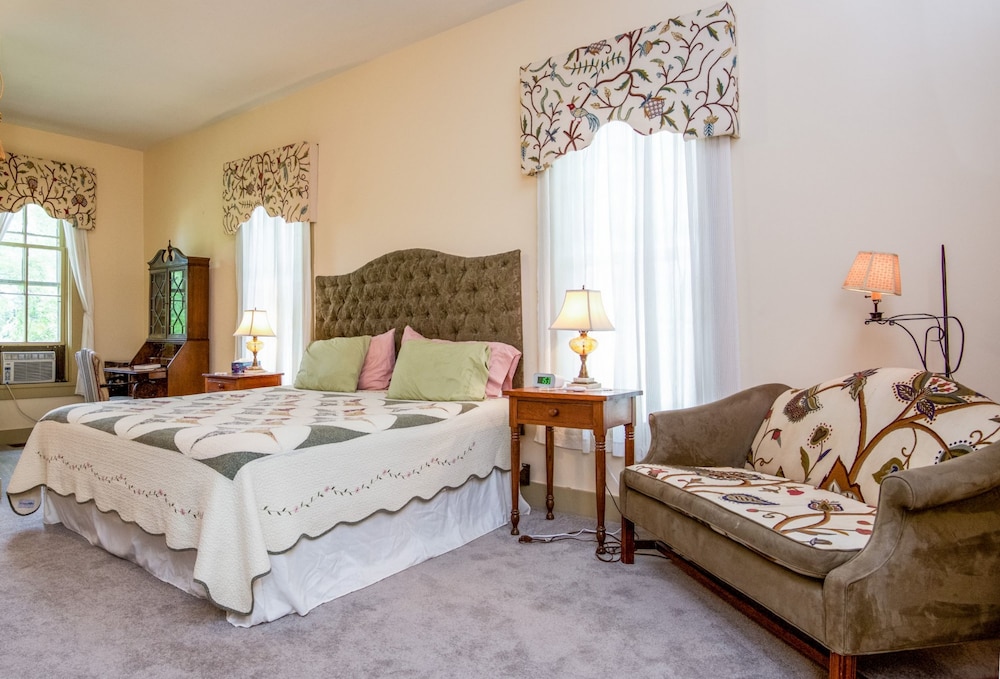 Emma's Bed and Breakfast
