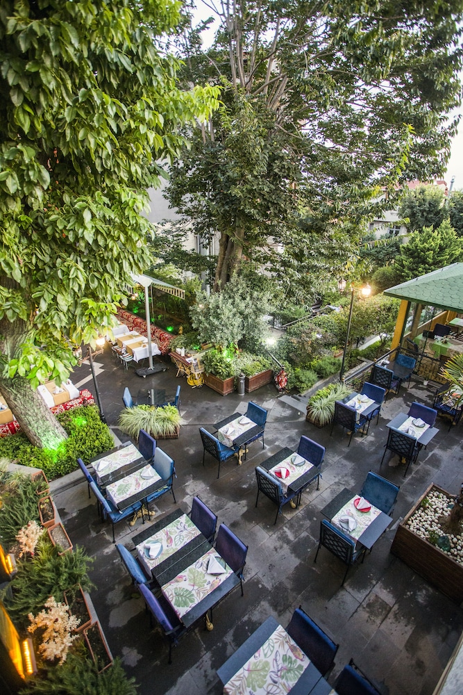 Bahçe Ev Oteli - Özel Sınıf - Image 24