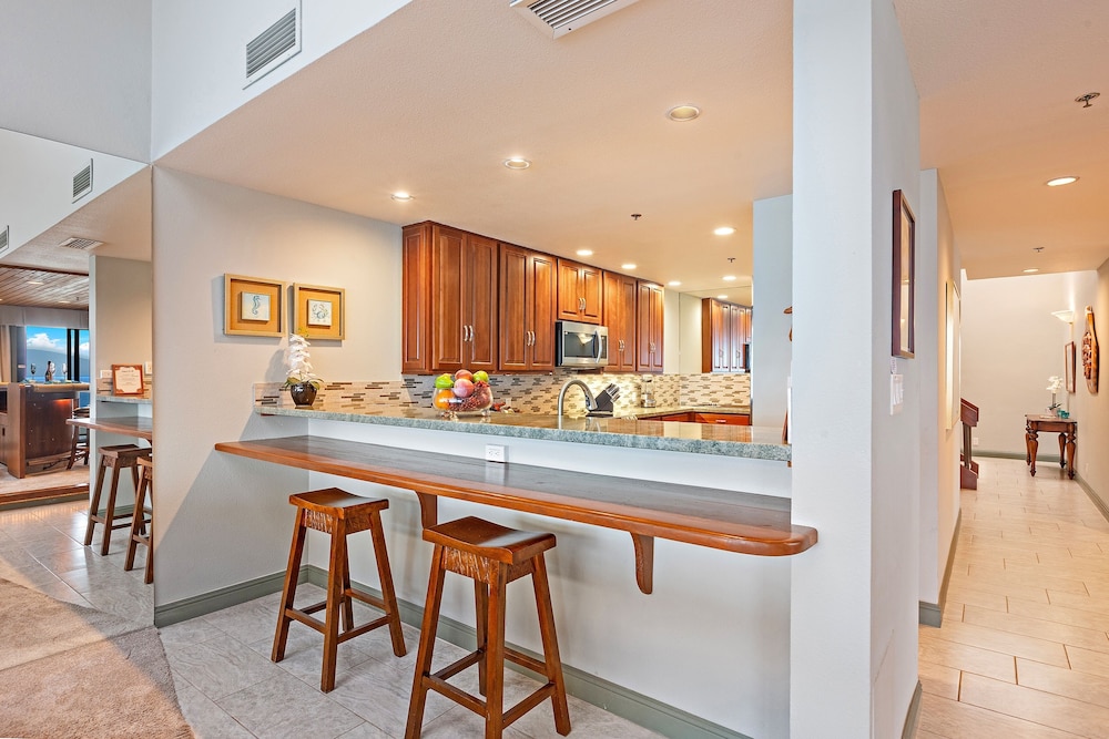 Sands Of Kahana 281 2bed/2ba Penthouse 1 Bedroom Condo