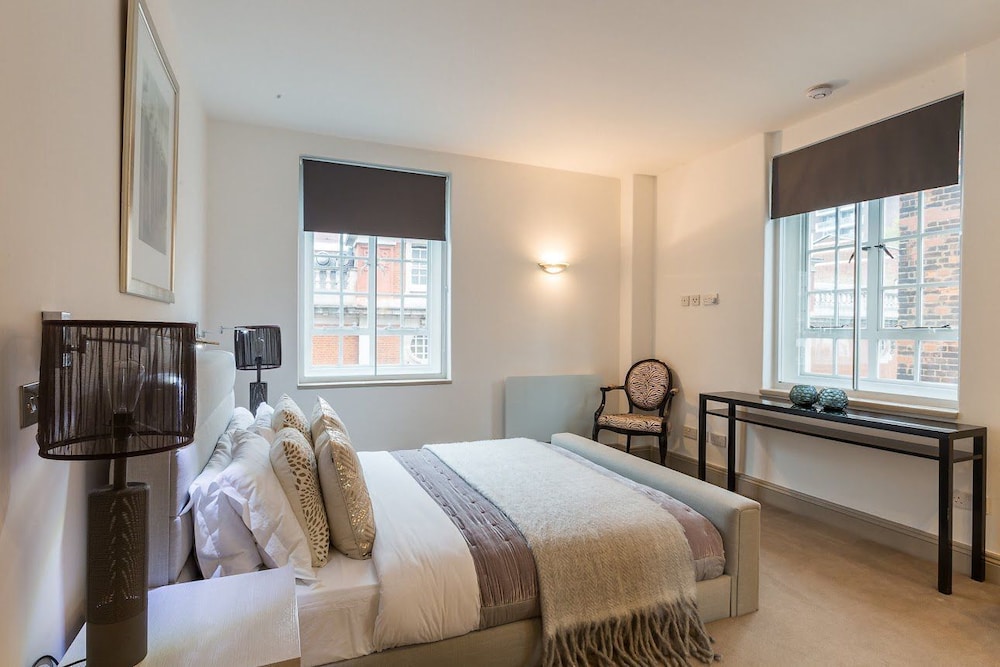 Luxury 2 Bed Chelsea Knightsbridge Horizon