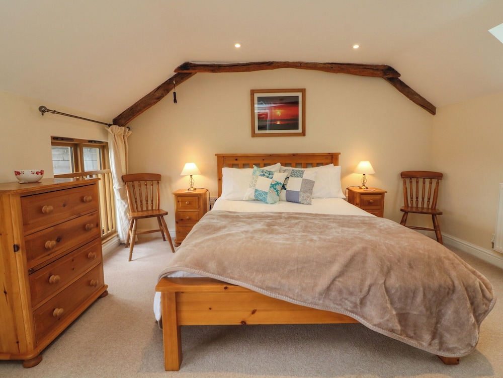 Hunstone Barn view 2