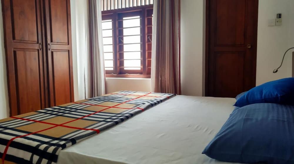 Mina Villa view 2