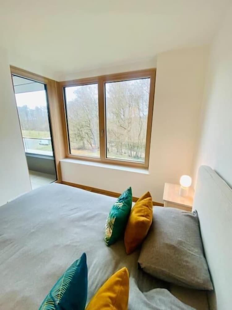 Luxury Brand New Flat w. Terrace&Parking view 3