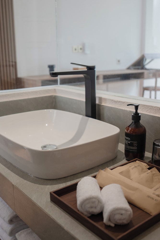 Kaiarasa Villas and Suite