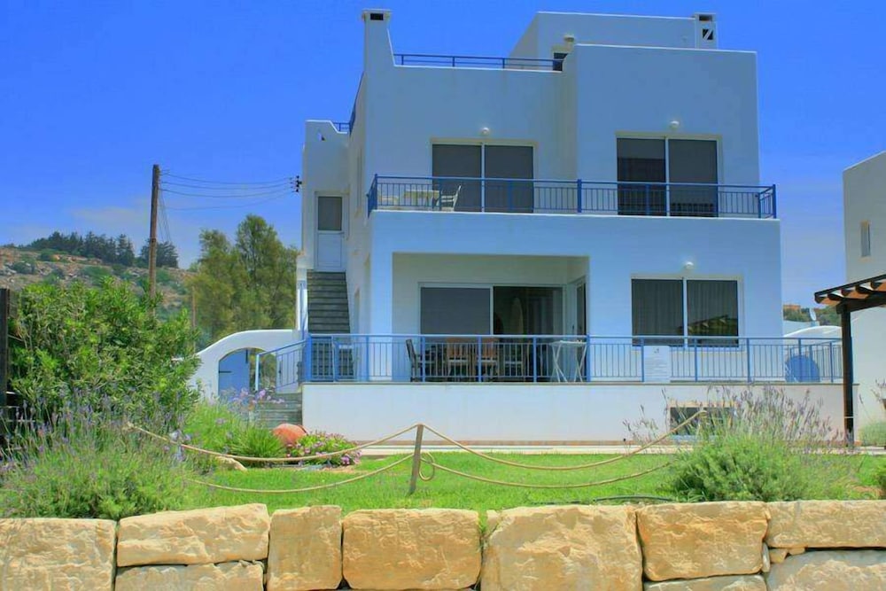 Blue Coral Beach Villas