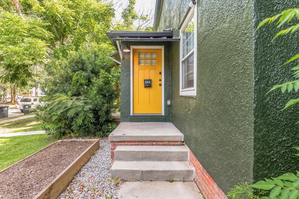 Garden District Duplex
