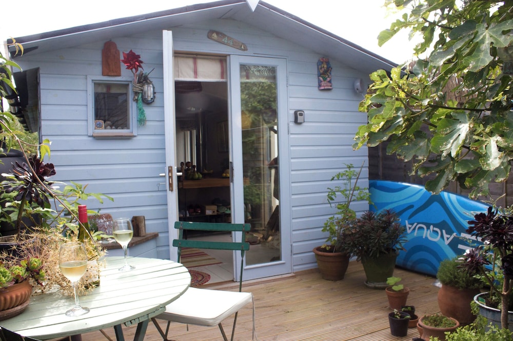 The Artist's Cabin By The Sea