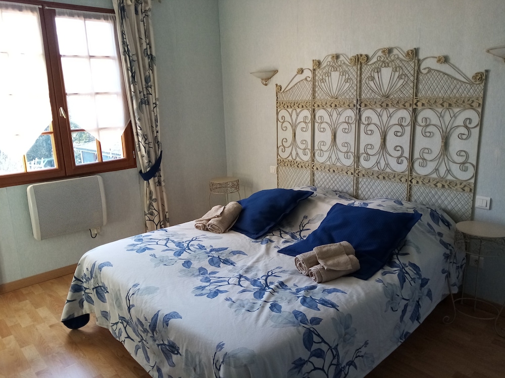 Les chambres de Rocbaron view 2