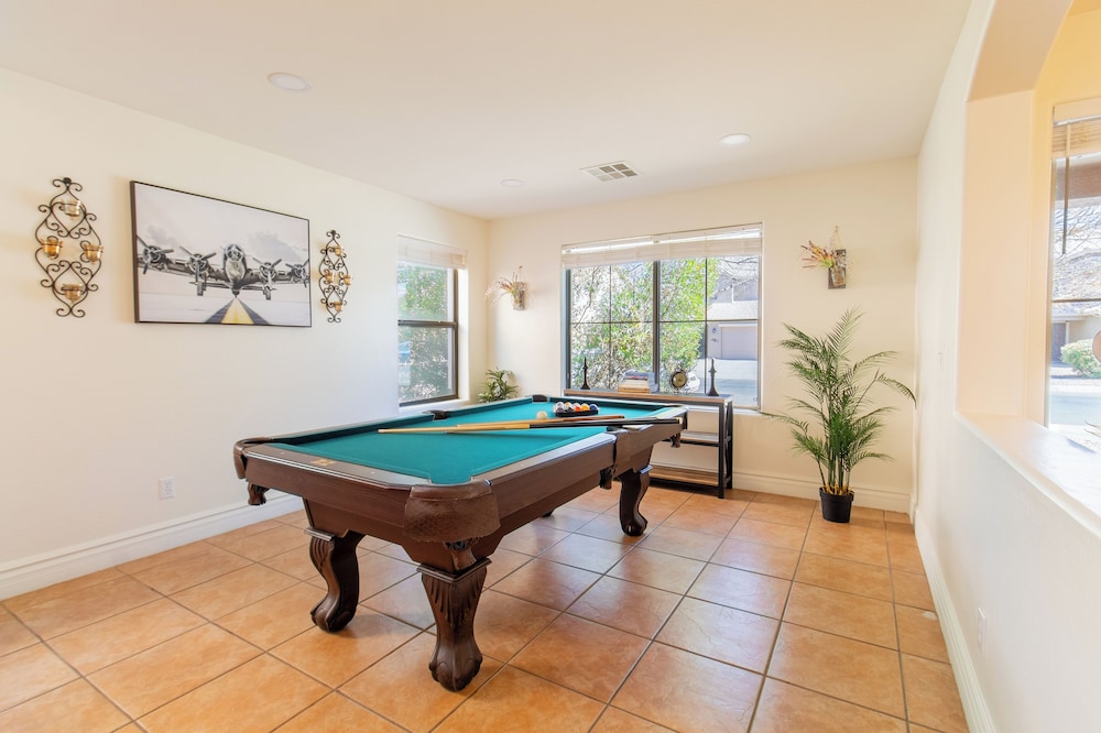 Casa Desert Willow 5BR Home & Pool