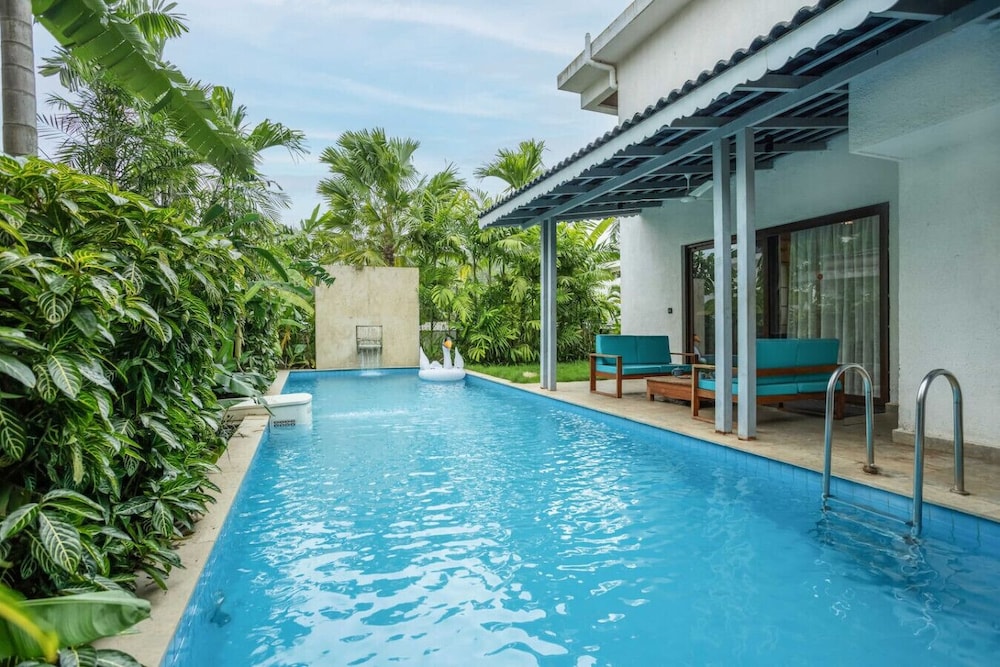 Villa Ayana 5bhk With Pool and Near the Beach