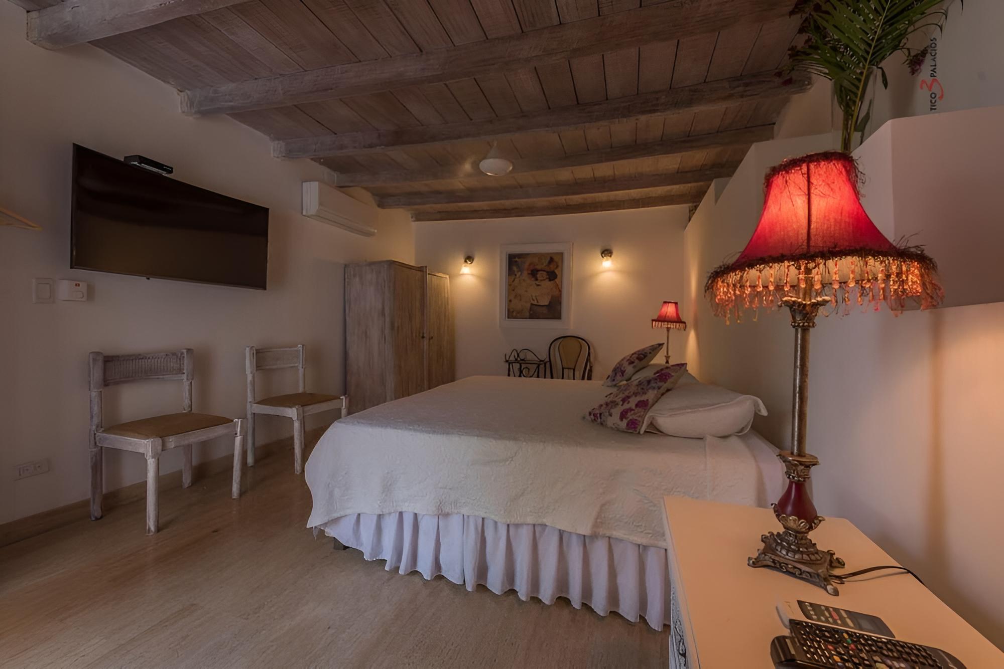 Casa Santagua by Wynwood House