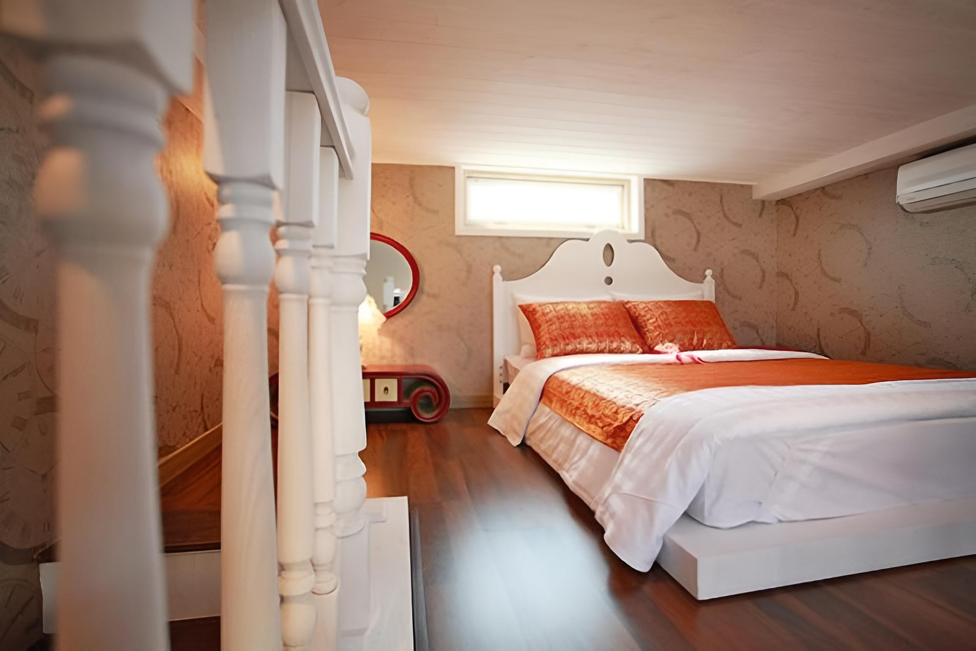 Taean Golden Wave Pension