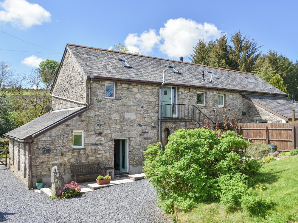 Pond Cottage