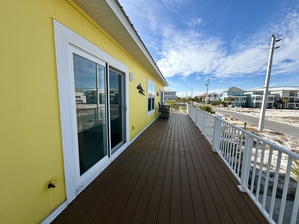 Seaside Bungalow 1 Bedroom Home