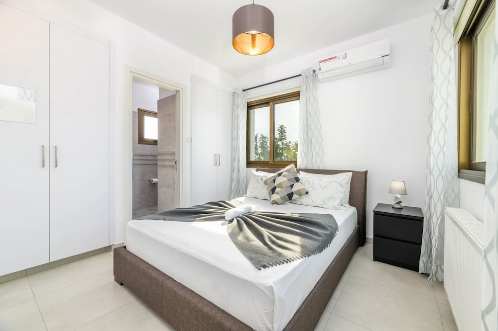 Kymma Seaview 24 in Ayia Napa