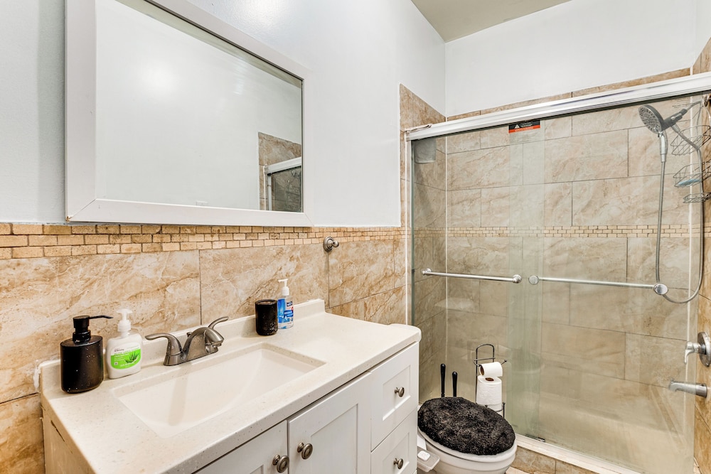 8 Mi to Nyc: Pet-friendly Apt in Jersey City!