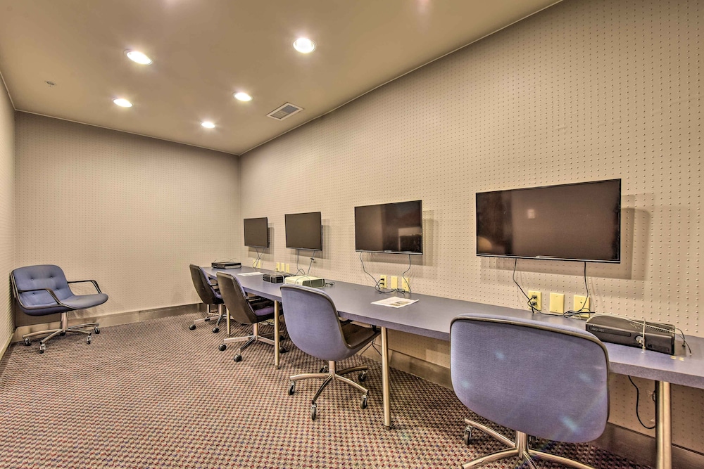 meeting & event spaces