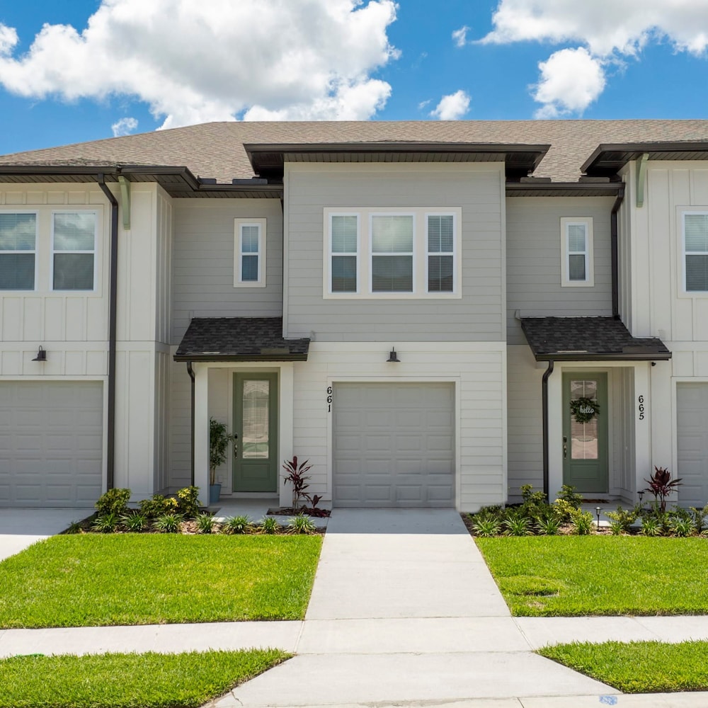 Gorgeous 3Bd Close to Disney at Festival Resort 661 - Image 1