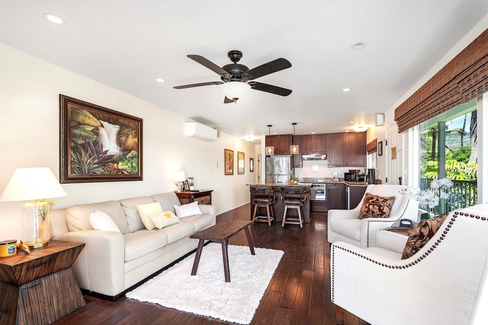 Ocean View Unit w Lanai - AC - Near Marketplace! - Vrkcv