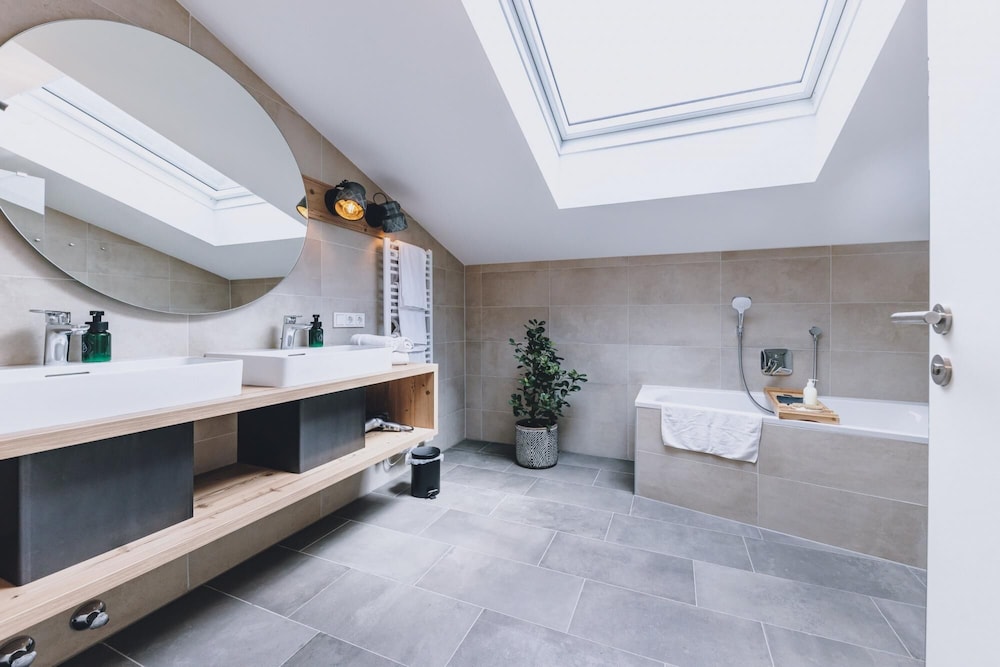 M1 - Penthouse Apartment