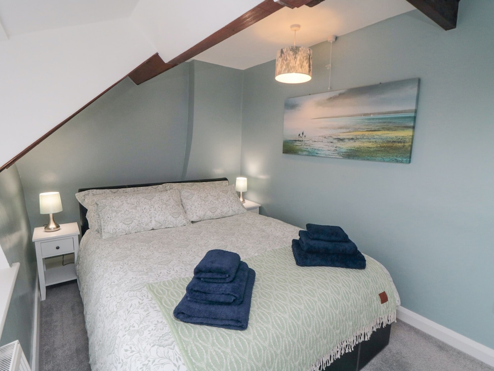 Newton Cottage