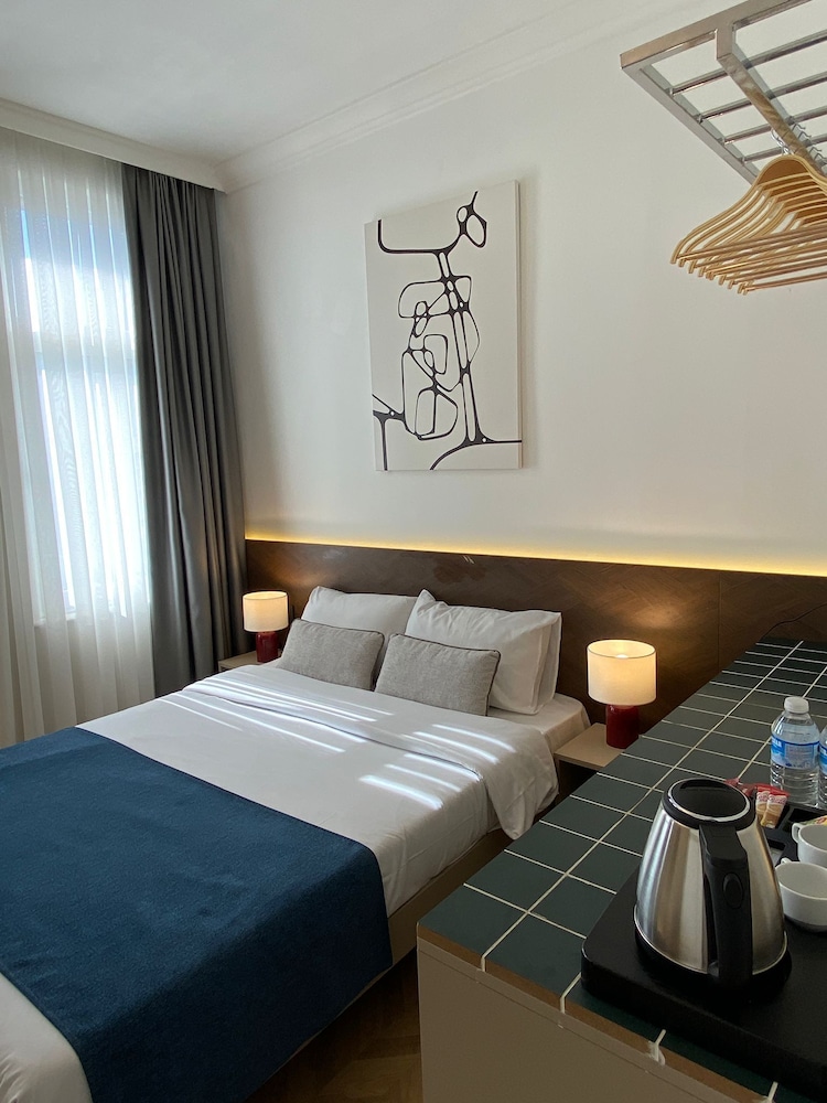 Emily Taksim Hotel