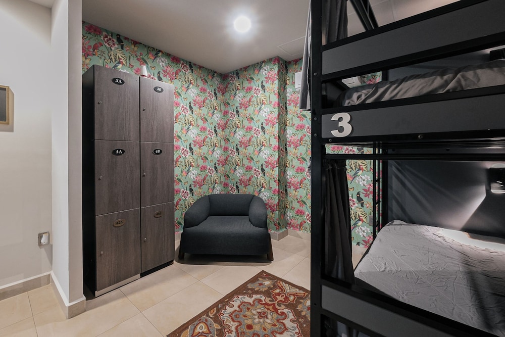 Top Bed Mixed Shared Room — Mexico City
